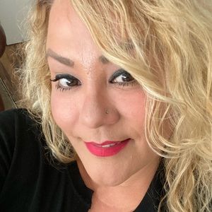 Meet your Posher, Vickie